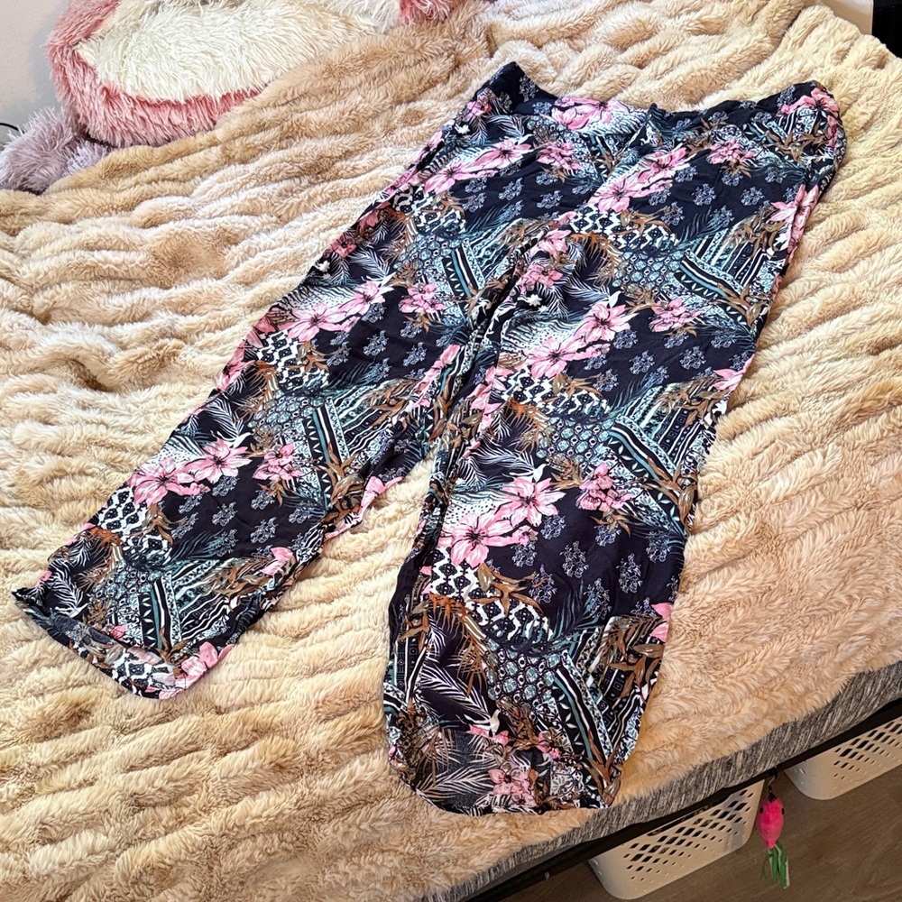 Black Floral Wide-Leg Women's Jumpsuit